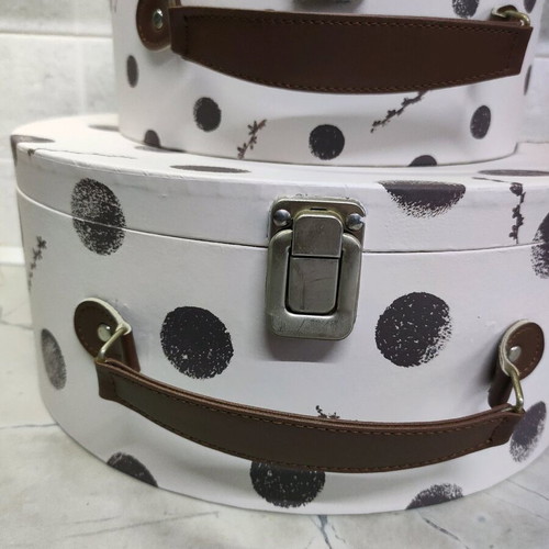Handmade boxes like new, hard paper, large and small