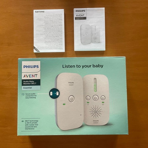 Philips Avent audio baby monitor like new with DECT and night light