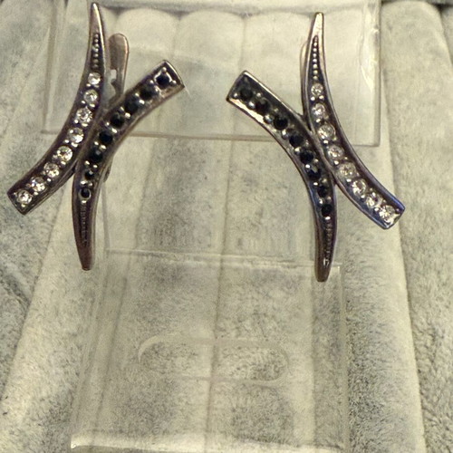 Jenavi silver earrings new, black and silver