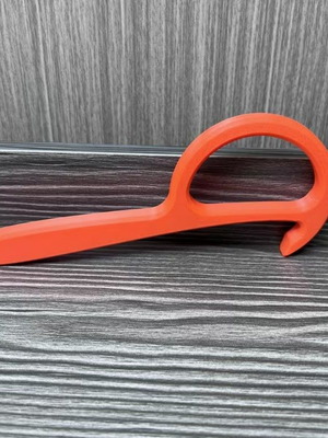 Can Opener new, hard plastic with hanging hole