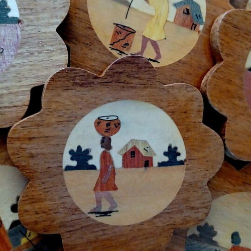 Coaster set handmade from Madagascar wood vintage, like new
