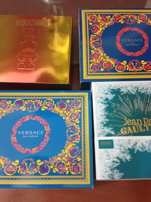 Pack of 4 perfume set boxes