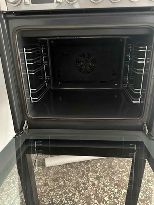 Pitsos kitchen stove like new