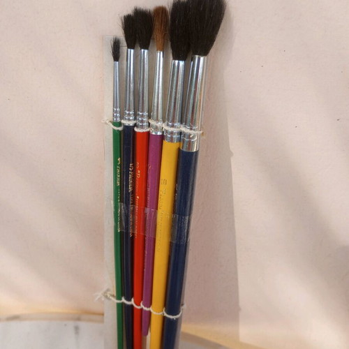 School paintbrushes new, set of 6 with synthetic hair