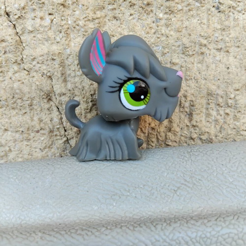 Littlest Pet Shop Hasbro figure like new