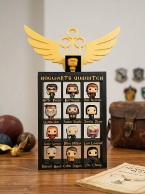 Harry Potter Quidditch Display Stand like new for 12 figures