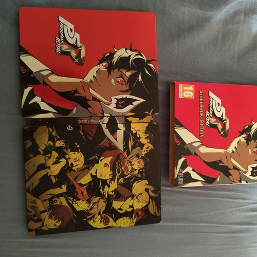 Persona 5 Royal Ultimate Collector's Bundle PS4 like new