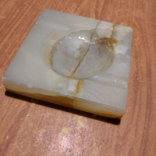 Marble ashtray used 10x10 cm