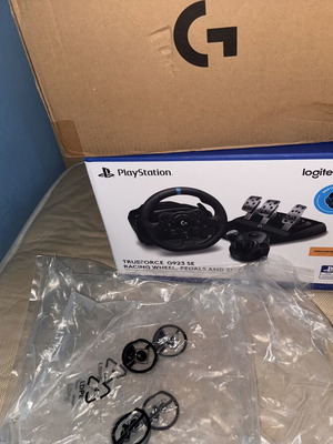 Logitech G923 SE racing wheel for PC, PS4 and PS5