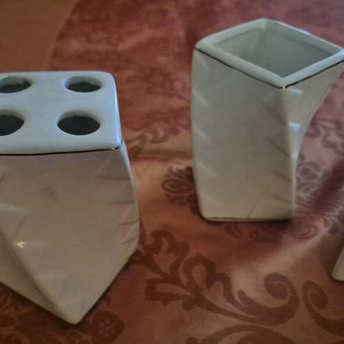 Bathroom set of 3 glass pieces used