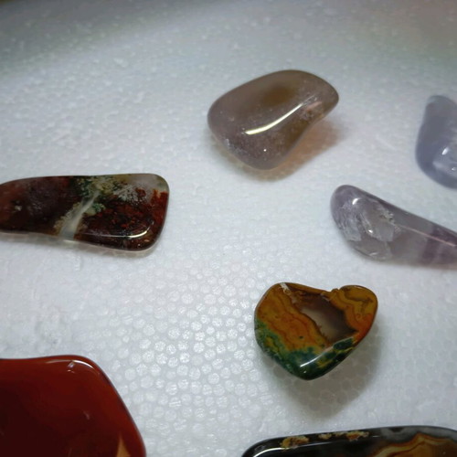 Package of various rocks like new
