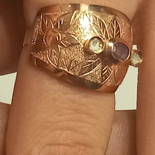 Rose gold ring 9 ct and silver with 2 brilliant 0.06 and 1 ruby 0.25 new