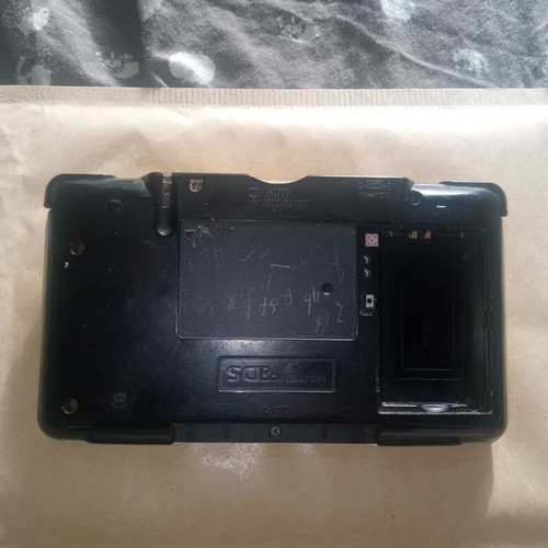 Nintendo DS Fat used, broken for repair or spare parts