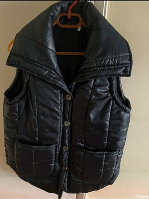 Boxnow black quilted sleeveless puffer vest XXL