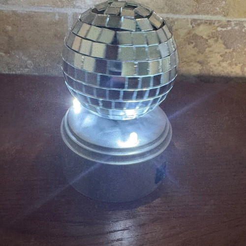 Mini disco ball with LED 0.5W base like new