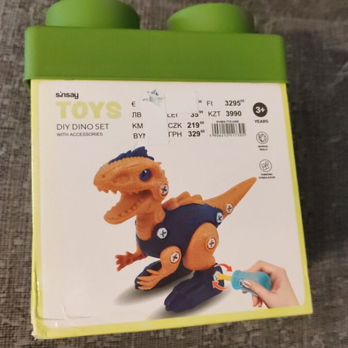Dino set unused