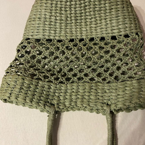 Shade & Shore Woven Shoulder Bag like new, green straw