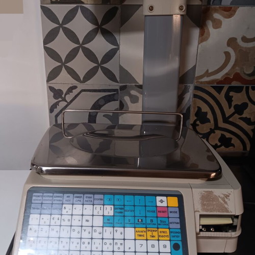 Retail scale with label and tape printer, column type
