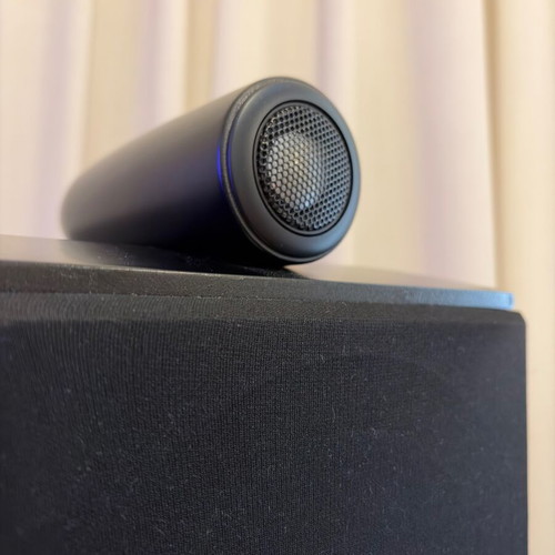 Roister Status 8 floor-standing speakers like new, solid beech wood