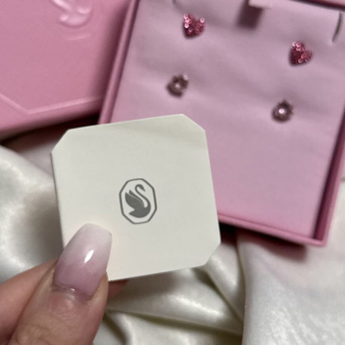 Swarovski earrings set like new, pink and silver
