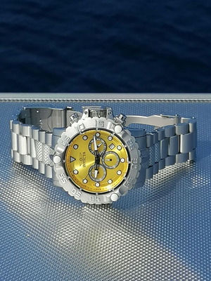 Invicta Subaqua Swiss chronograph new, yellow and silver