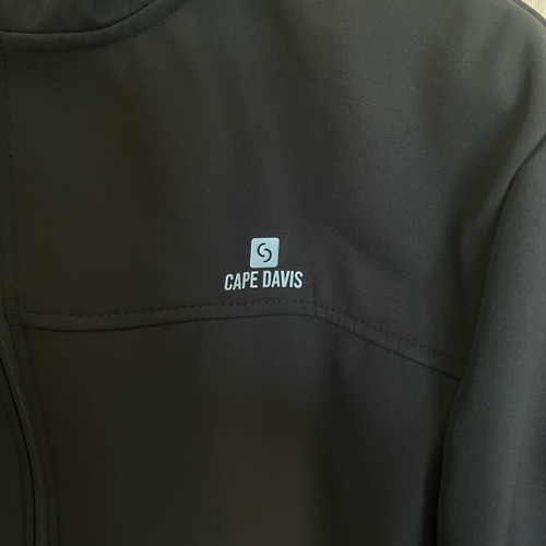 Softshell Cape Davis like new, size XL, black