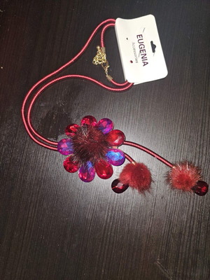 Flower necklace new with pom pom beads, adjustable length