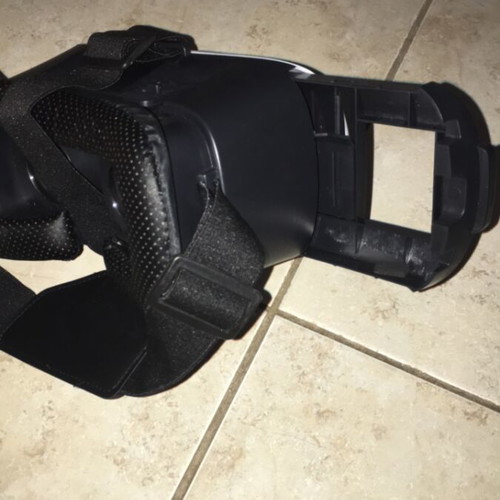 VR headset for mobile with Bluetooth controller used