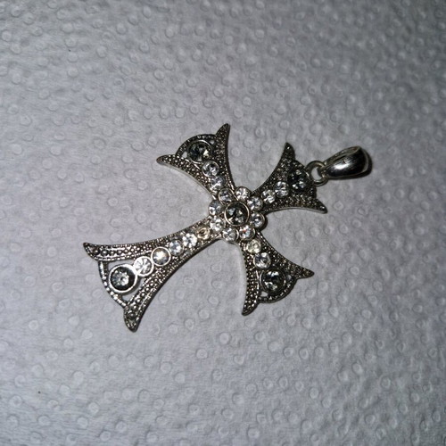 Fwo chantra cross for necklace silver with rhinestones used, missing one