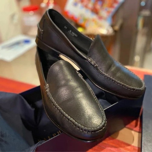 Ralph Lauren Loafers size 45 like new, black calf leather