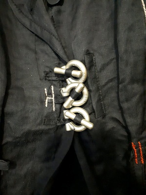 Italian evening jacket like new with glitter and unique buttons
