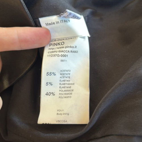Pinko women's classic jacket size XS like new, black faux leather