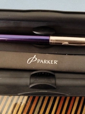 Πένα Parker Frontier καινούργιο με σκληρή θήκη μεταφοράς
