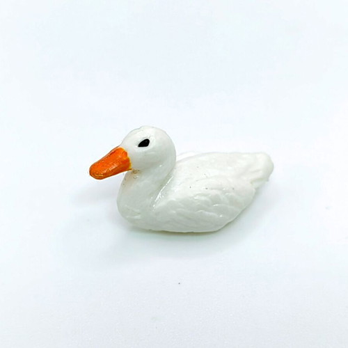 Goose and Gosling Figures Set like new, farm animals