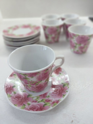 Vicko vintage floral coffee cups porcelain collection, like new