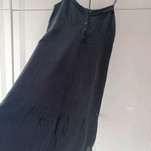 Black midi dress with lace details like new, size S