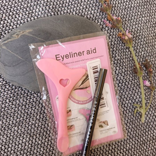 Eye Makeup Set with Eyeliner and Multi-Tool, New