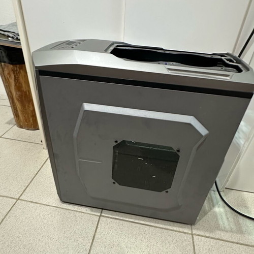 Raidmax Narwhal 920WB computer case like new, Full Tower