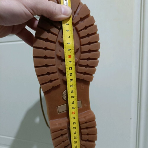 Road men's boots size 44 like new, yellow