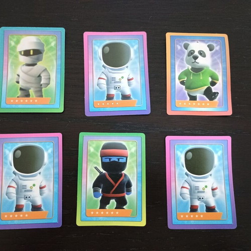Stumble Guys cards set of 6, like new