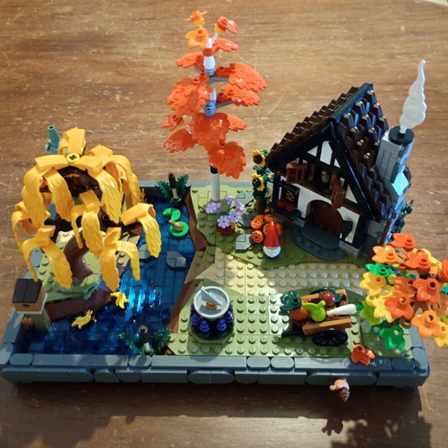 Lego Autumn Cottage Garden used, detailed fall landscape set