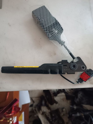 Δεξιός προεντατήρας για Renault Twingo '07-'12 καινούργιος