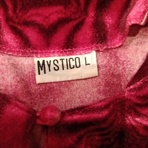 Mystico velvet pajama large used in good condition