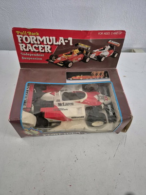 Formula 1 MC LAREN με σύστημα pull back σαν καινούργιο