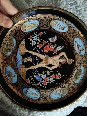 Ceramic plate with 24k gold like new, Colossus of Rhodes decorative