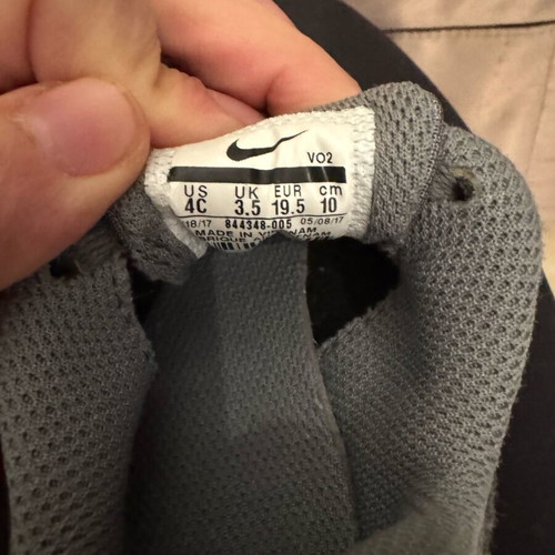 Nike Air Max baby sneakers like new, grey