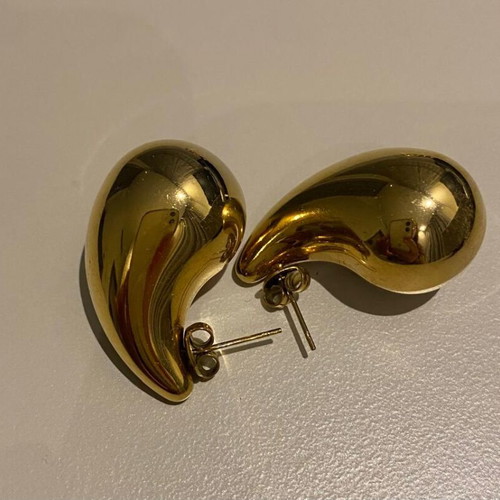 Earrings in drop shape like new