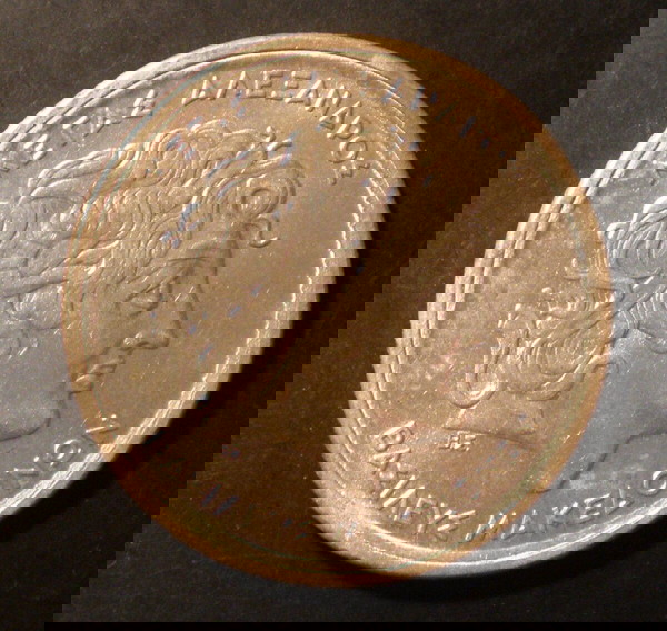  100 drachmes tou 1990 pikilia choris diakosmo se -UNC