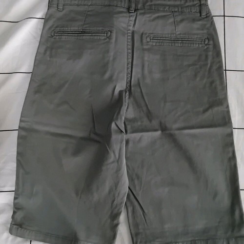 Children's gray khaki Bermuda Zara 13-14
