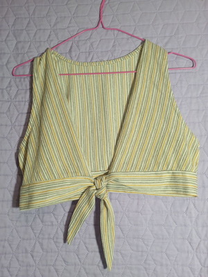 Top with Front Tie like new, yellow, size M